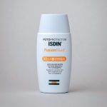 ضد آفتاب فیوژن فلویید ایزدین ضد حساسیت Isdin Fusion Fluid اصل اسپانیا