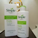 کرم آبرسان Simple Hydrating Light Moisturiser